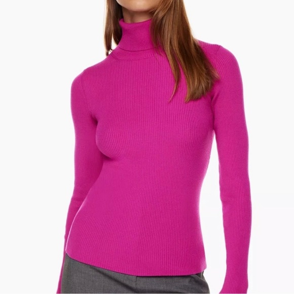 Babaton by Aritzia Compel Turtleneck Fuchsia Women’s Size Medium Ribbed Top - Picture 1 of 9